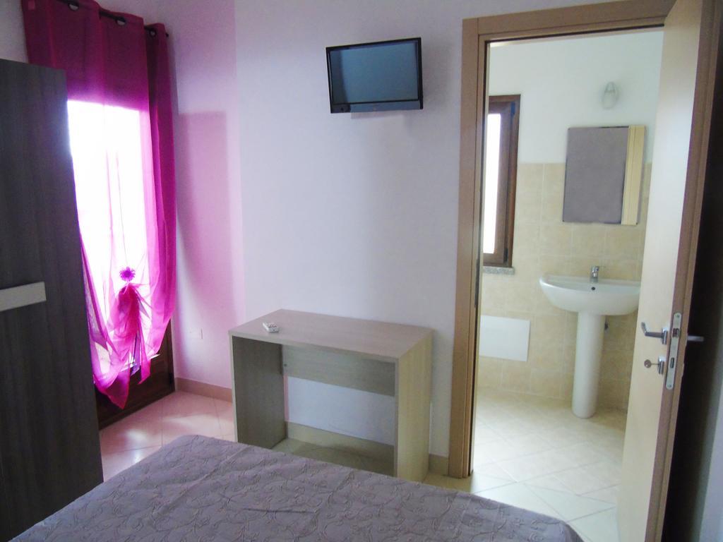 B&Birs Oliena Room photo